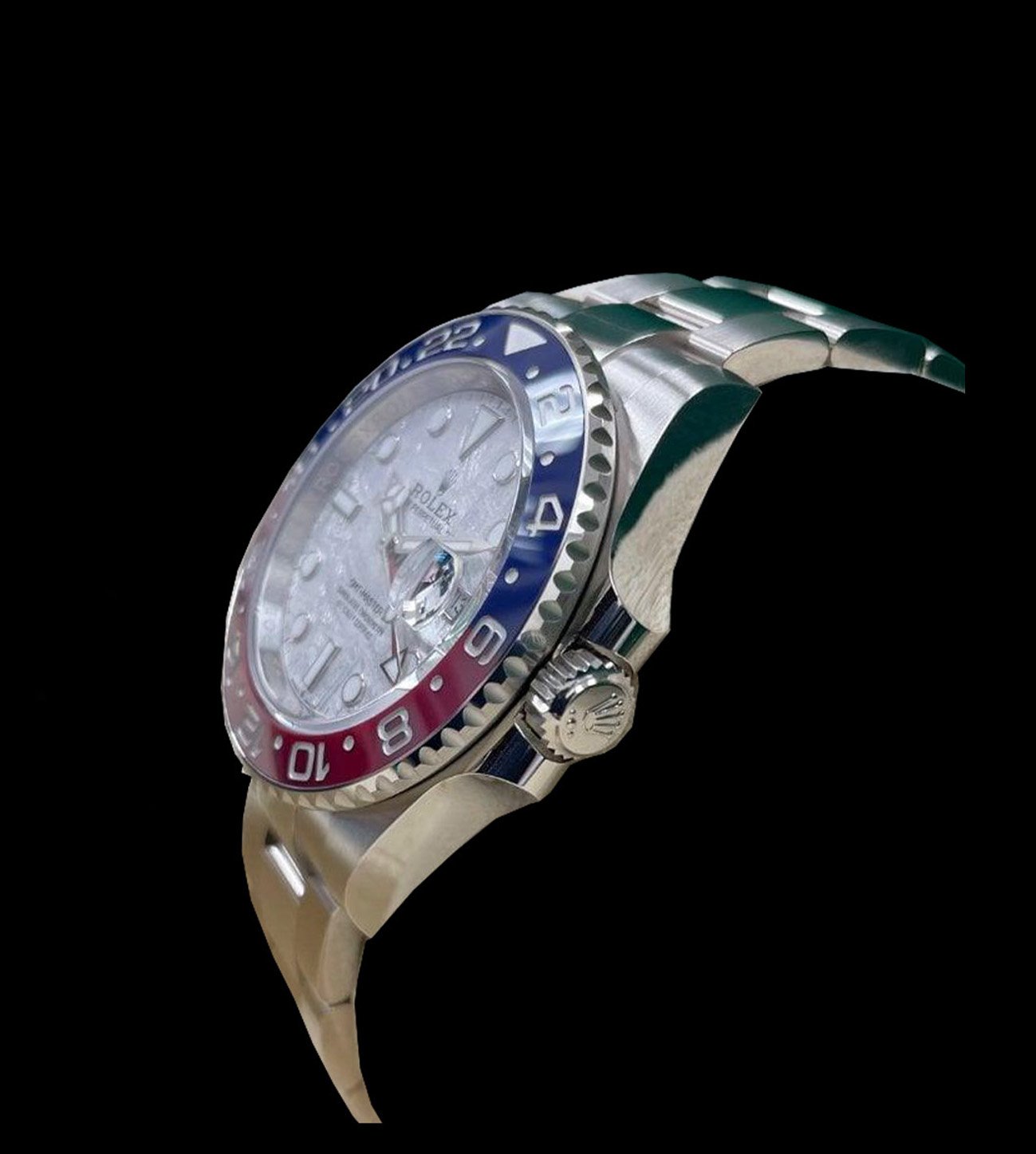 Rolex Replica GMT Master II steel Meteorite 40 2 replica rolex gmt master meteorite rolesor bisel cerachrom rojo azul perfil lateral