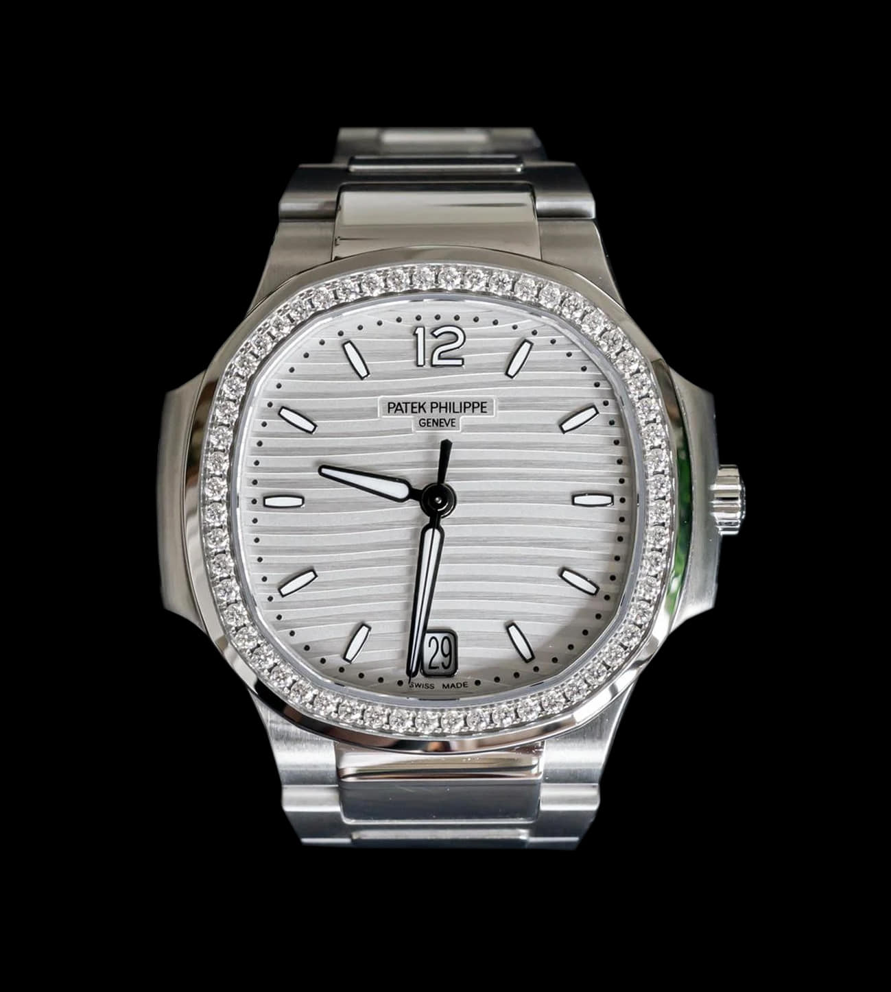 Réplica Patek Philippe Nautillus 7118 lady white brilliants 1 Réplica Patek Philippe Nautillus 7118 lady white brilliants